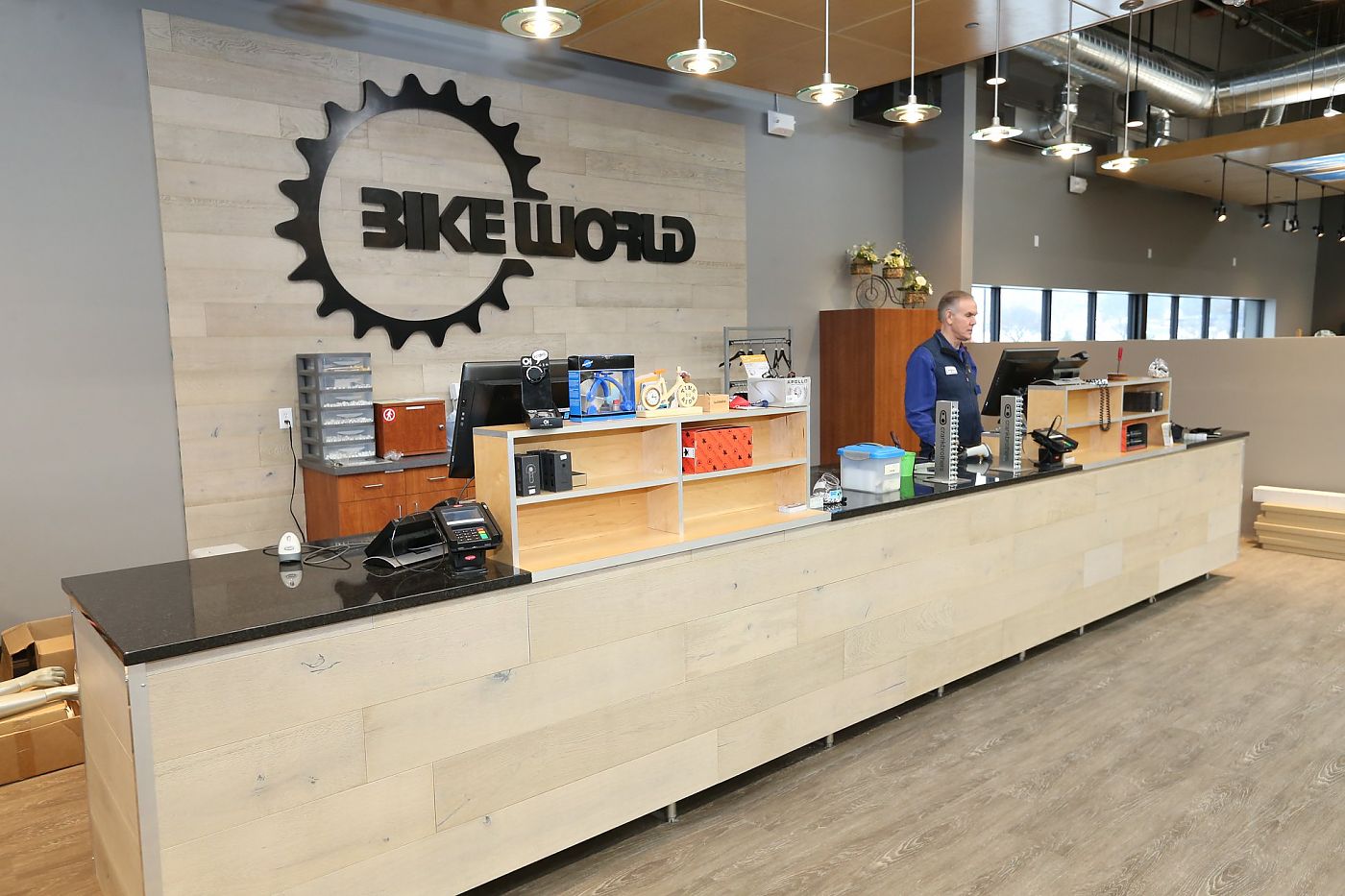 Bike World Iowa sets up shop in former grocery store Bicycle Retailer